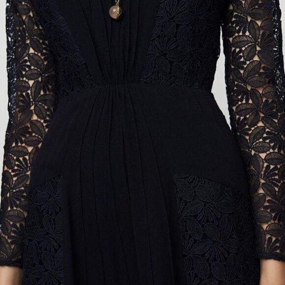 Maje
CREPE AND LACE DRESS - navy - Picture 5 of 7